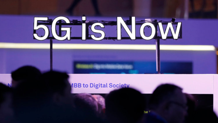 5G-телефоны на MWC 2019 — в чем разница между Samsung и LG